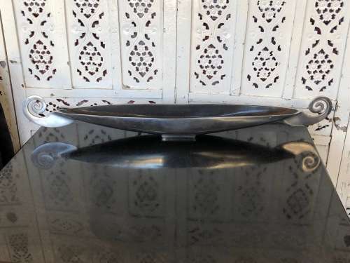CARROL BOYES STYLE !!! VIKING PATTERN ELONGATED CENTRE PIECE BANANA BOWL - LARGE PIECE
