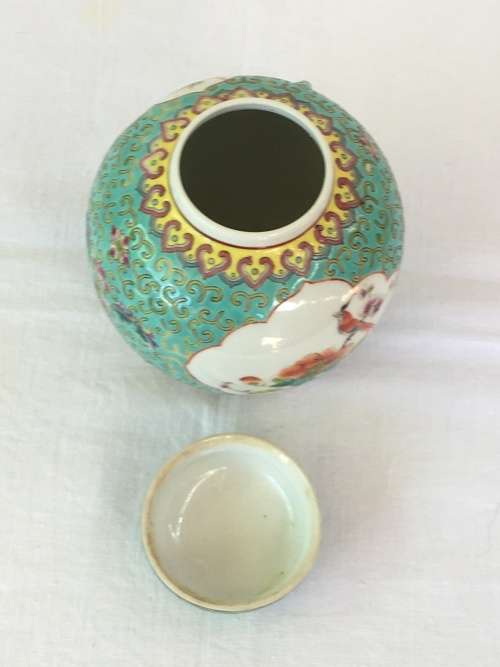Chinese Zhong Guo Jingdezhen Zhi c1960 Green Base Enamel Hand Painted Ginger Jar