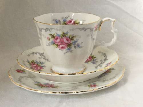 Royal Albert `TRANQUILLITY`,Trio - c1969 Cup Shape,Gainsborough, Malvern,