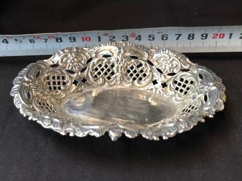 WOW !!! STERLING SILVER PIERCED TRINKET DISH - THOMAS HAYES  - 26.95g - BIRMINGHAM 1901
