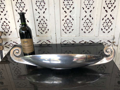 WOW !!! CARROL BOYES FUNCTIONAL ART - VIKING PATTERN BANANA BOWL - CLEARLY MARKED