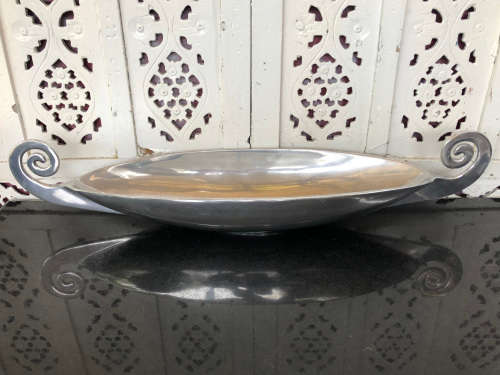 WOW !!! CARROL BOYES FUNCTIONAL ART - VIKING PATTERN BANANA BOWL - CLEARLY MARKED