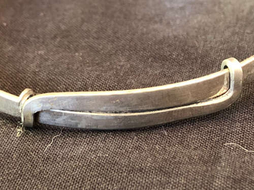 BEAUTIFUL VINTAGE CHASED STERLING SILVER ADJUSTABLE BRACELET - CLEARLY MARKED - 12.64g