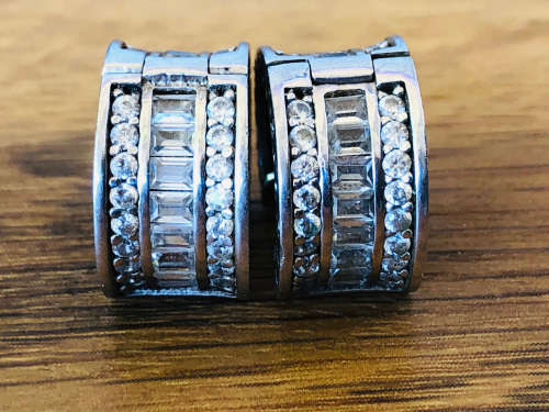 WOW !!! STUNNING PAIR OF BVLGARI STERLING SILVER EARRINGS WITH BUQUETTE CUBIC ZIRCONIA - 10.15g