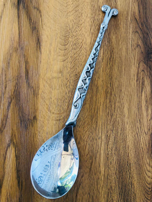CARROL BOYES FUNCTIONAL ART !!! ABSTRACT FISH PATTERN SALAD SPOON - EARLY HEAVY PIECE