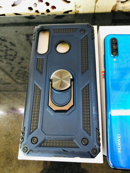 HUAWEI P30 LITE DUAL SIM - IN THE BOX - COMES WITH THE CHARGER AND CABLE - SIM KEY AND A COVER