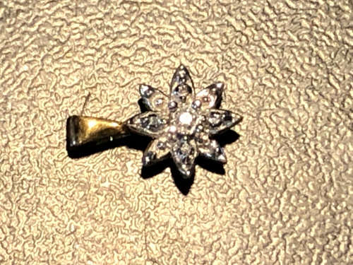 WOW !!! GORGEOUS ANTIQUE 10ct YELLOW GOLD AND DIAMOND PENDANT - 0.86g