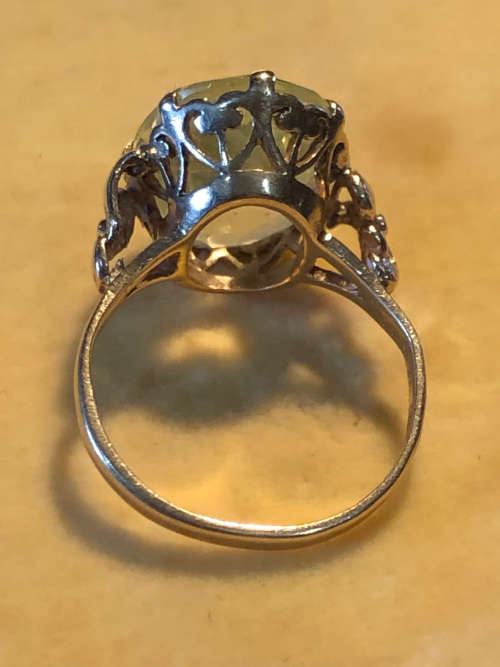WOW !! STUNNING VINTAGE 9ct YELLOW GOLD AND PERIDOT DRESS RING - SIZE L 1/2 - CLEARLY MARKED - 4.54g