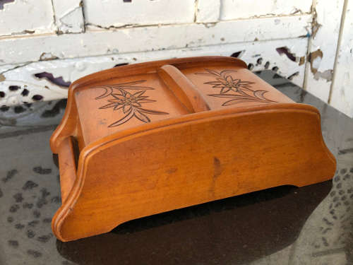AMAZING PIECE !!! SWISS MUSICAL CIGARETTE DISPENSING BOX - IN EXCELLENT WORKING ORDER