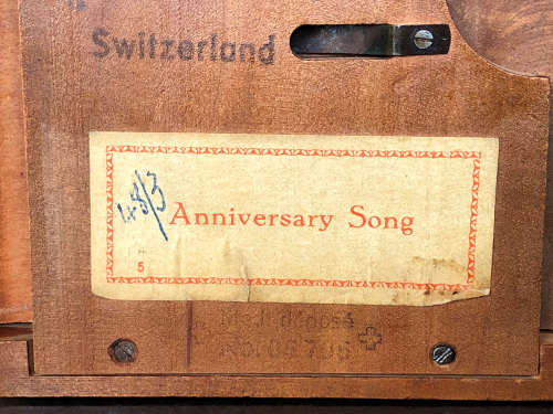 AMAZING PIECE !!! SWISS MUSICAL CIGARETTE DISPENSING BOX - IN EXCELLENT WORKING ORDER