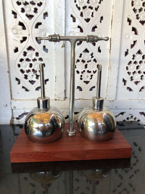 CARROL BOYES (1954 - 2019) SOVIET PATTERN OIL AND VINEGAR DRIZZLERS - BRAND NEW - CLEARLY MARKED