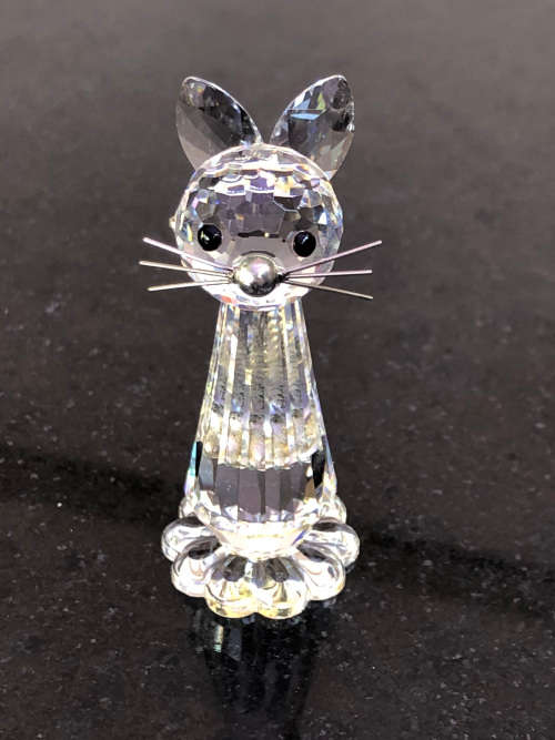 STUNNING SWAROVSKI CRYSTAL MEDIUM SIZED CAT - EXQUISITE PIECE - CLEARLY MARKED