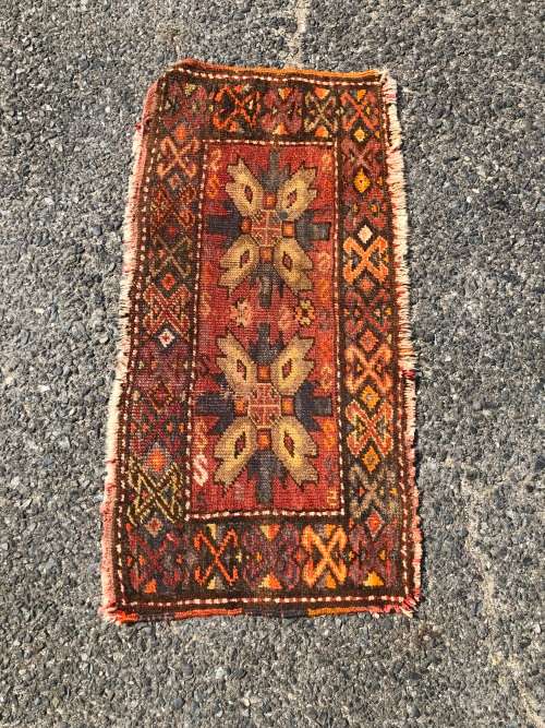 Pure wool hand knotted well worn persian rug - 980 x 450mm