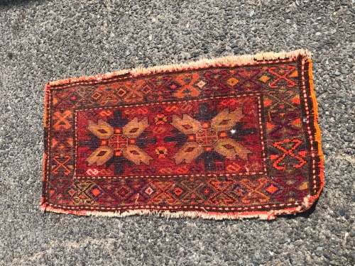 Pure wool hand knotted well worn persian rug - 980 x 450mm