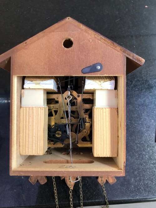 R. LÖTSCHER SWISS CUCKOO CLOCK - COMPLETE - WORKING 100 %