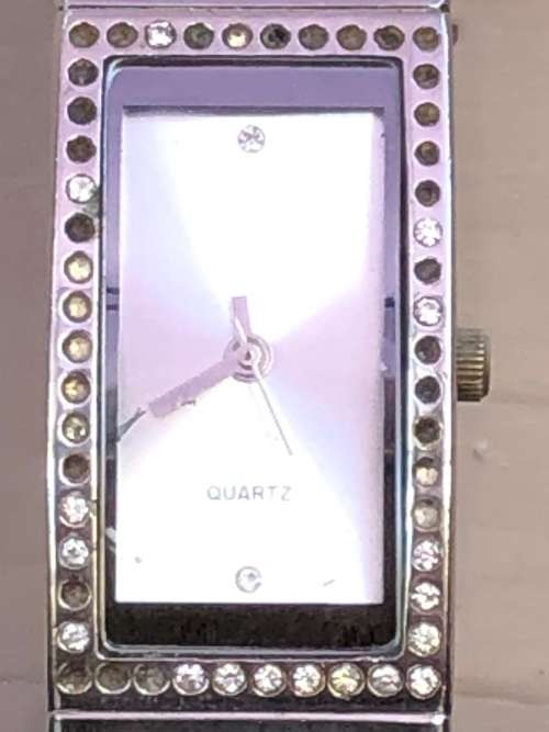 STUNNING LADIES FASHION QUARTZ WATCH - WORKING 100% - NEW BATTERY FITTED