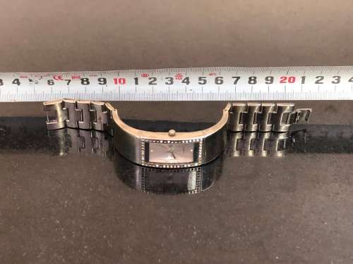 STUNNING LADIES FASHION QUARTZ WATCH - WORKING 100% - NEW BATTERY FITTED