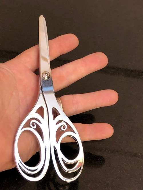 CARROL BOYES (1954 - 2019) REVOLUTION PATTERN EVERSHARP SCISSORS - LIKE NEW
