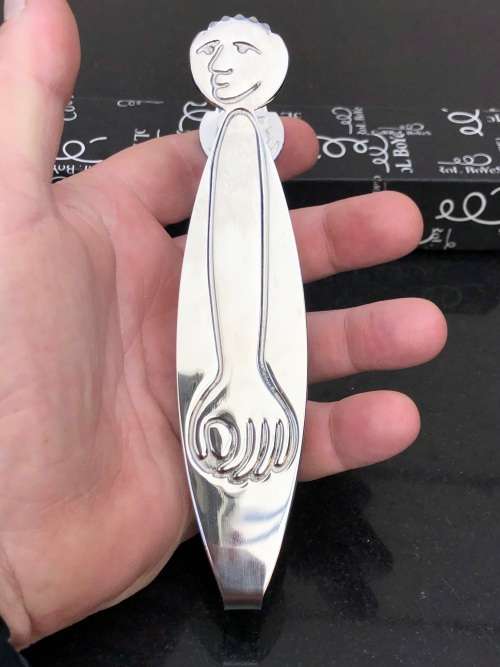 CARROL BOYES (1954 - 2019) GET A GRIP PATTERN BOXED SUGAR TONGS - STAINLESS STEEL