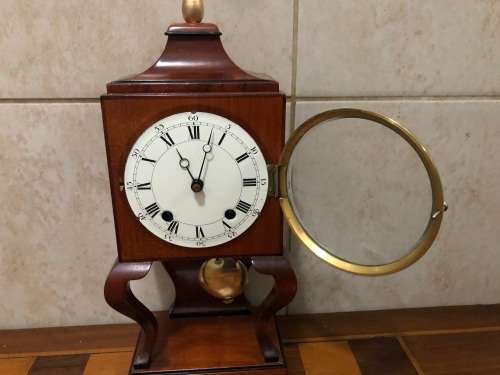 WHAT A BEAUTY !!! EXQUISITE WOOD CASED QUEEN ANNE LEGGED SHELF CLOCK WORKING 100%