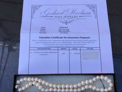 FRESH WATER PEARL NECKLACE WITH 925 STAMPED SILVER MAGNETIC CLASP