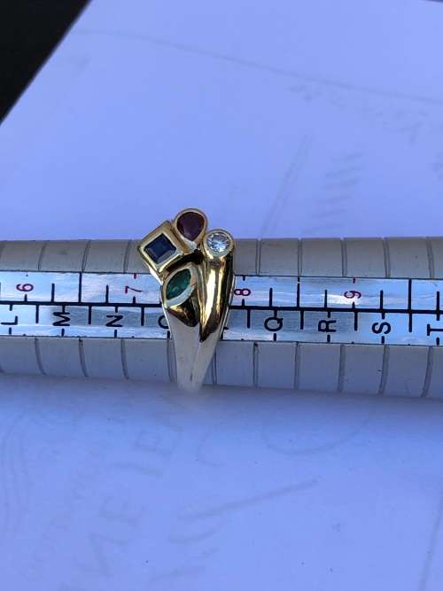 SCINTILLATING 9ct YELLOW GOLD DESIGNER DRESS RING WITH MULTIPLE PRECIOUS STONES. CHECK DESCRIPTION