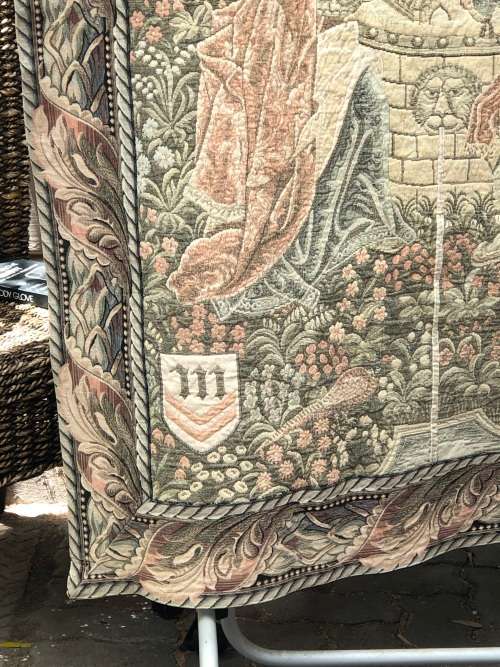 WHAT A BEAUTY !!!! STUNNING LARGE FRENCH MEDIEVAL AUBUSSON /TAPESTRY WALL HANGING 1540 X 1540mm