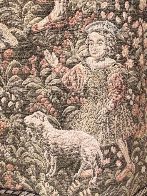WHAT A BEAUTY !!!! STUNNING LARGE FRENCH MEDIEVAL AUBUSSON /TAPESTRY WALL HANGING 1540 X 1540mm