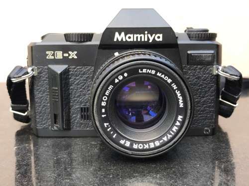MAMIYA ZE-X SLR FILM CAMERA c1981 WITH FLASH AND USER MANUAL - WORKING