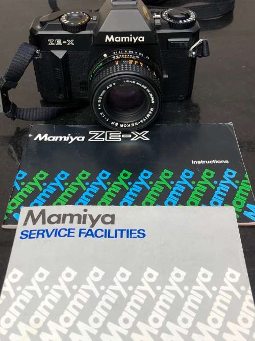 MAMIYA ZE-X SLR FILM CAMERA c1981 WITH FLASH AND USER MANUAL - WORKING