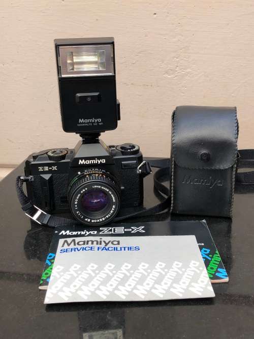 MAMIYA ZE-X SLR FILM CAMERA c1981 WITH FLASH AND USER MANUAL - WORKING