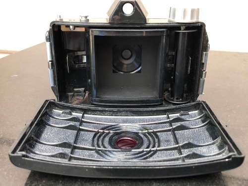 AGFA CLICK 11 VINTAGE FILM CAMERA IN WORKING ORDER