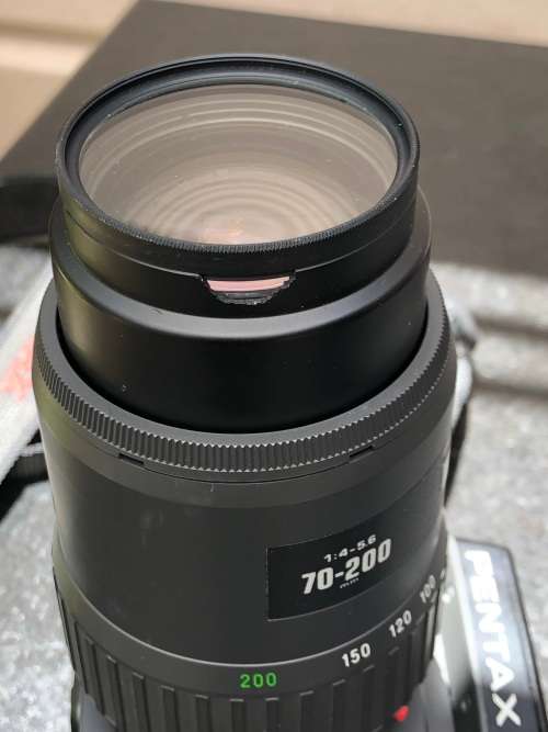 PENTAX SF7 35mm SLR FILM CAMERA WITH EXTRA LENS MANUALS AND AN AF 240FT FLASH IN CARRY BAG