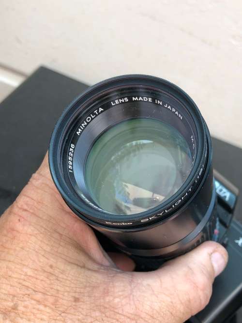 MINOLTA X-300s 35mm SLR MANUAL ZOOM FILM CAMERA WITH TWO LENSES IN A CARRY CASE -WORKING 100%