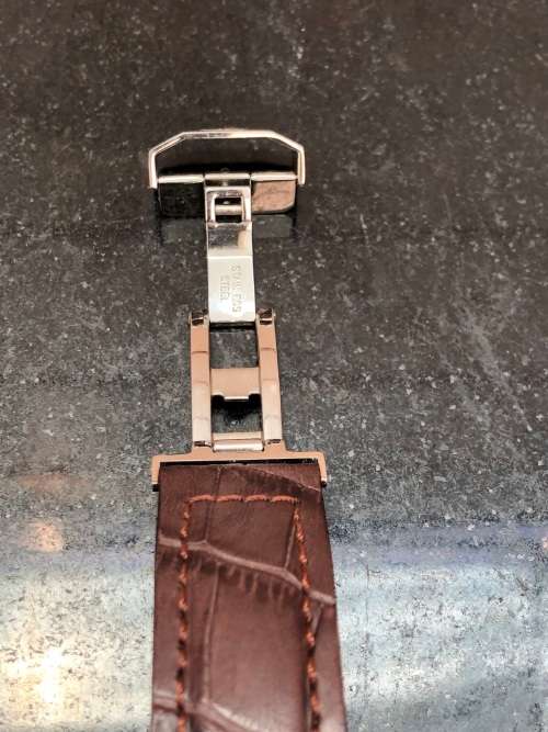 TIMEX WORLD TIME INTELLIGENT QUARTZ WATCH WITH LEATHER STRAP - LIKE NEW - WORKING 100%