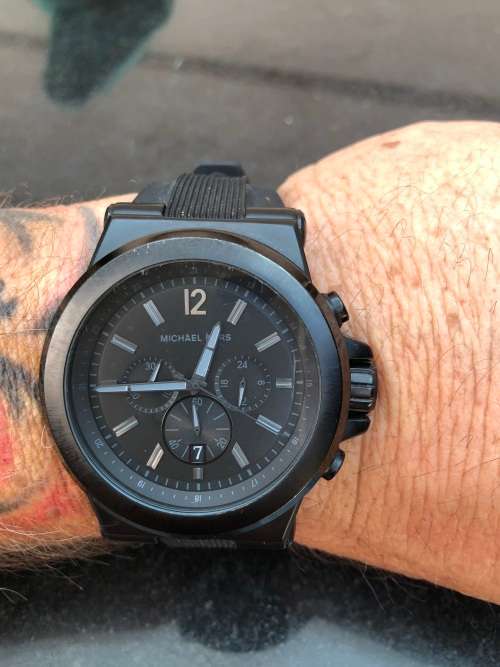 MICHAEL KORS MK-8152 STYLISH DYLAN BLACK BULKY MENS QUARTZ WATCH - WORKING 100%