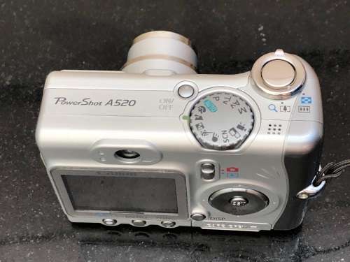 CANON POWERSHOT A520 4mp DIGITAL CAMERA - 100% WORKING ORDER