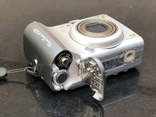 CANON POWERSHOT A520 4mp DIGITAL CAMERA - 100% WORKING ORDER
