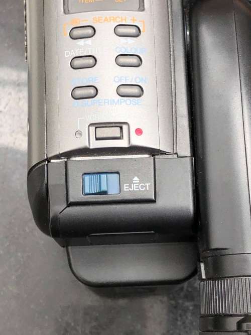 COLLECTORS PIECE !! 1999 PANASONIC RX17 VIDEO CASSETTE RECORDER IN THE BOX WORKING 100%