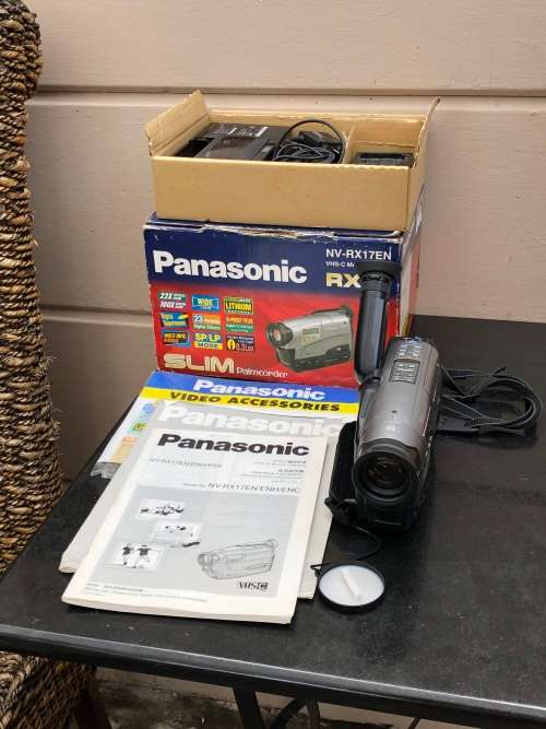 COLLECTORS PIECE !! 1999 PANASONIC RX17 VIDEO CASSETTE RECORDER IN THE BOX WORKING 100%