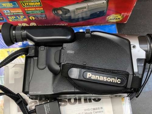 COLLECTORS PIECE !! 1999 PANASONIC RX17 VIDEO CASSETTE RECORDER IN THE BOX WORKING 100%