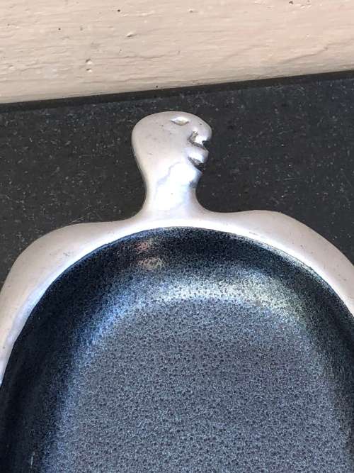 CARROL BOYES (1954 - 2019) - ORIGINAL WOMAN / MAN PATTERN ENTREE DISH - FUNCTIONAL ART