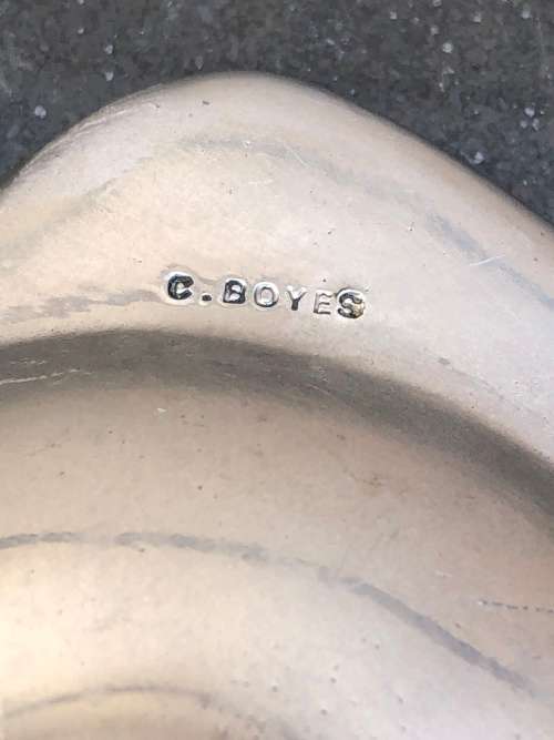 CARROL BOYES (1954 - 2019) - ORIGINAL WOMAN / MAN PATTERN ENTREE DISH - FUNCTIONAL ART