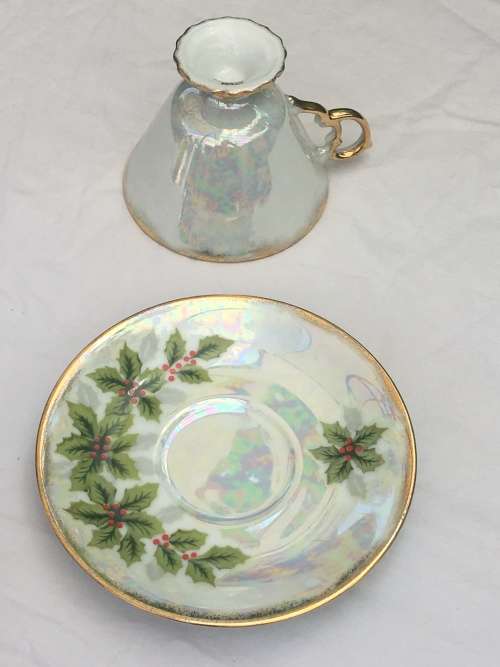Vintage 1940s Ucagco Christmas Holly Porcelain Duo with Mother of Pearl Glaze