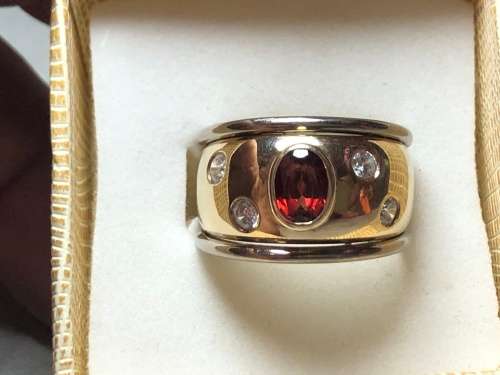WOW !!! CHUNKY 9CT YELLOW GOLD RUBY AND CZ DRESS RING - SIZE T - 11.46g