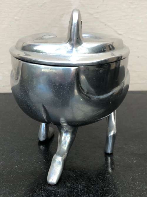 CARROL BOYES (1954 - 2019) PICASSO PATTERN HEAVY LIDDED SUGAR BOWL - CLEARLY MARKED