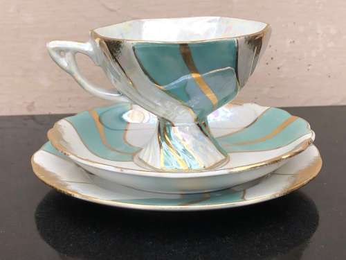 BALLERINA CHINA Regd c1950`s IRIDESCENT MOTHER OF PEARL TEA TRIO , MADE IN ENGLAND - No 3 of 5