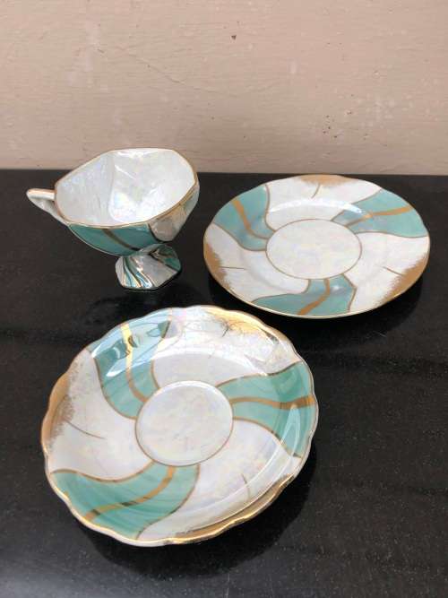 BALLERINA CHINA Regd c1950`s IRIDESCENT MOTHER OF PEARL TEA TRIO , MADE IN ENGLAND - No 3 of 5