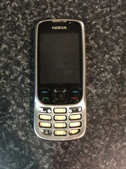 JOB LOT OF OLD CELL PHONES - UNTESTED - NOKIA 5110 , SIEMENS , NOKIA 1600 AND MOBICELL
