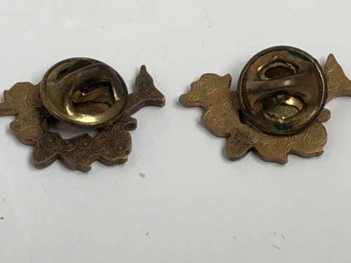 RARE PAIR OF SOUTH AFRICAN SPRINGBOK RUGBY COLLAR PINS